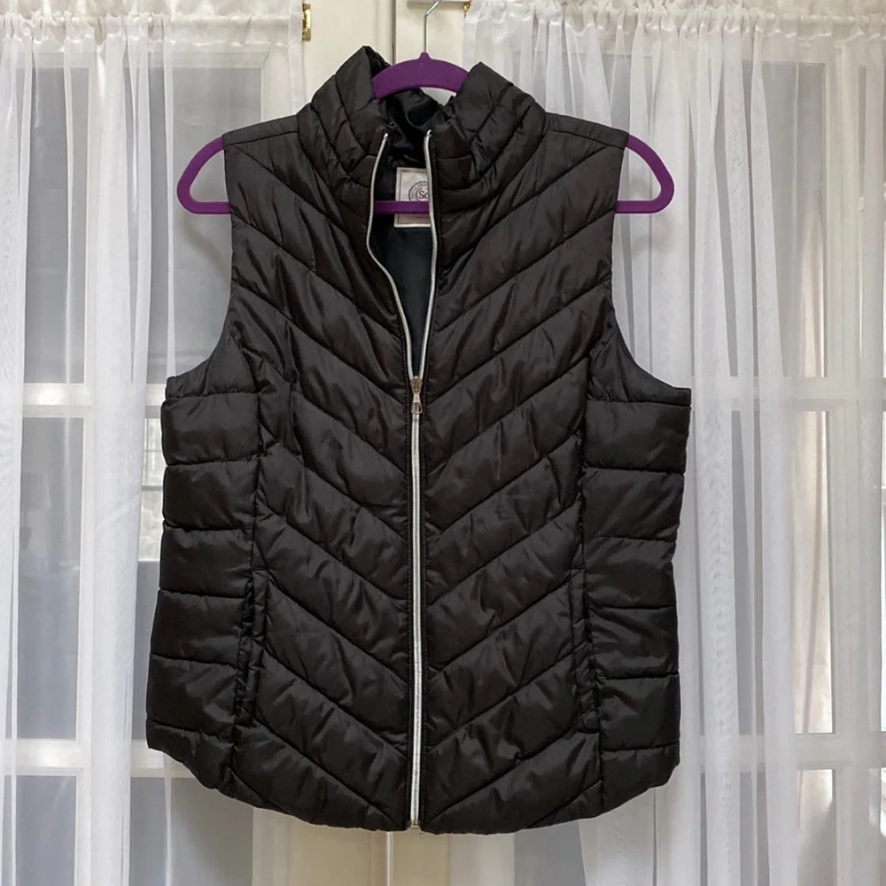 SO Black Vest Size L - Picture 1 of 4